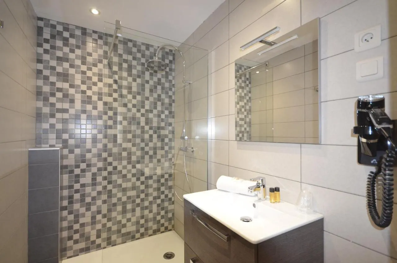 Hôtel Edelweiss Briançon 3*,